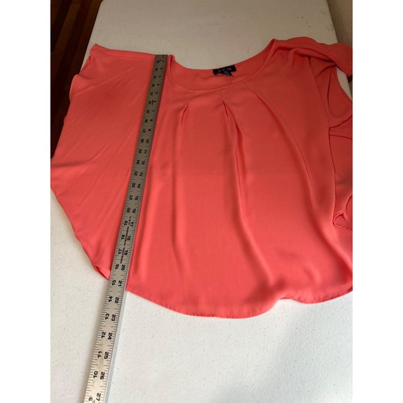 A. Byer, Salmon Colored, Ladies, Poncho Style Top, Size Medium - Picture 8 of 8